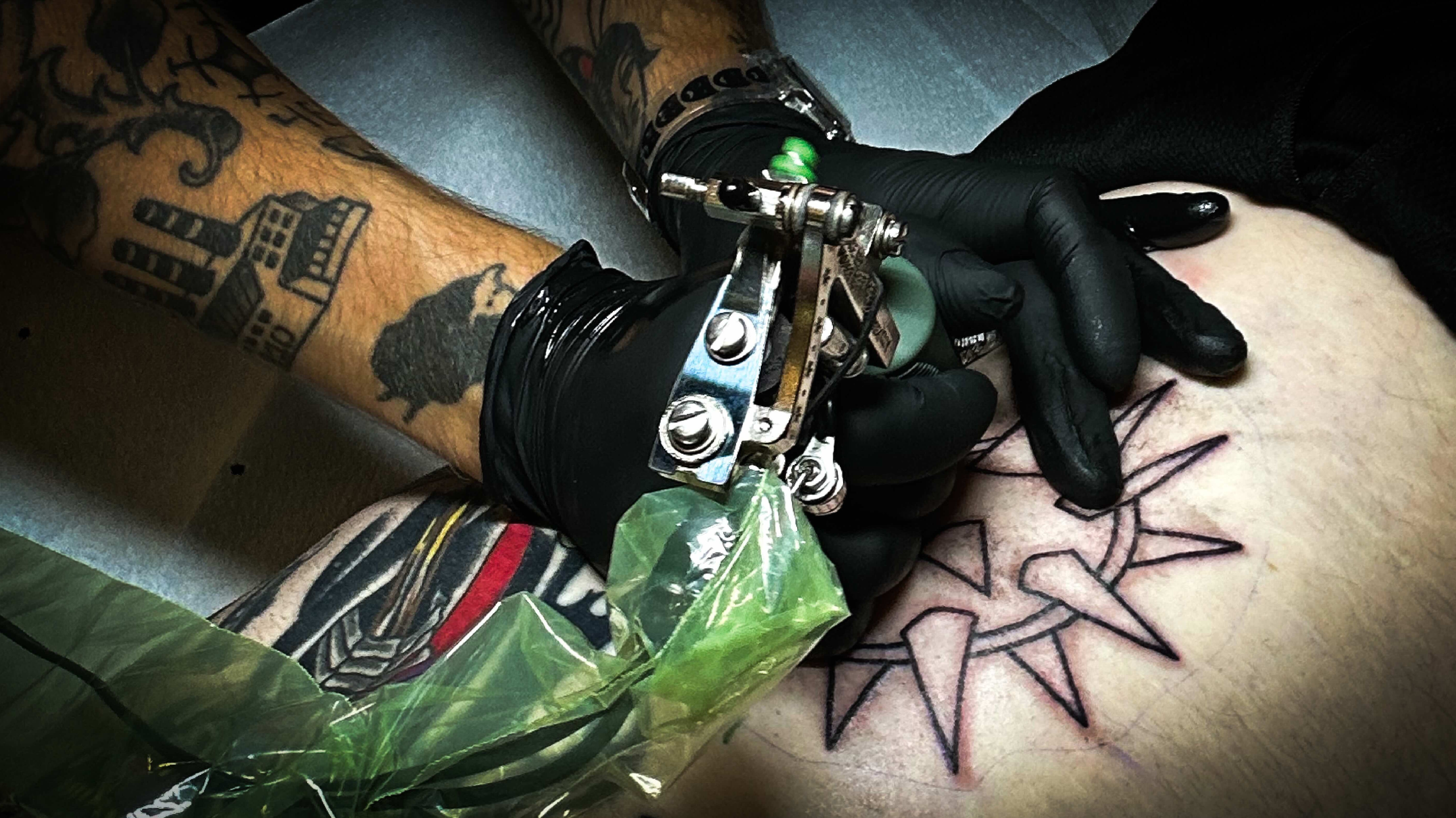 Beyond the Outline: Pro Tips for Keeping Your Clients Numb - No Pain Tattoo
